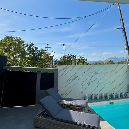 Elite Water House Appartement *