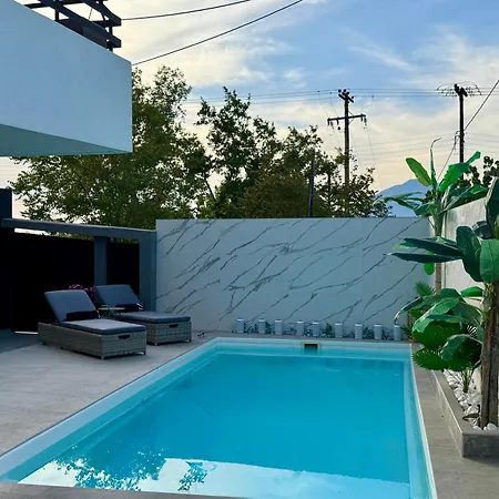 Elite Water House Patras