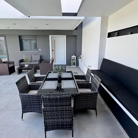 Elite Water House Apartman Pátra